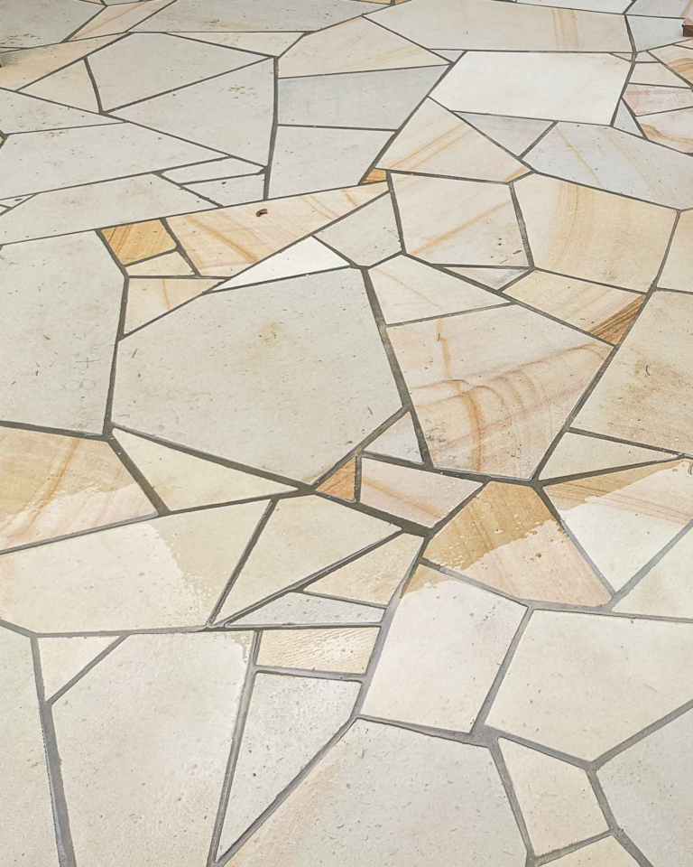 Huskisson_Crazy Pave