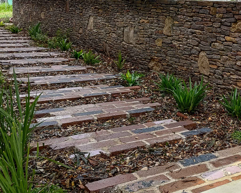 Mollymook_Paving & Brick Wall 1